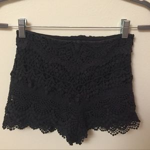 Black Lace Cotton Shorts Size 0